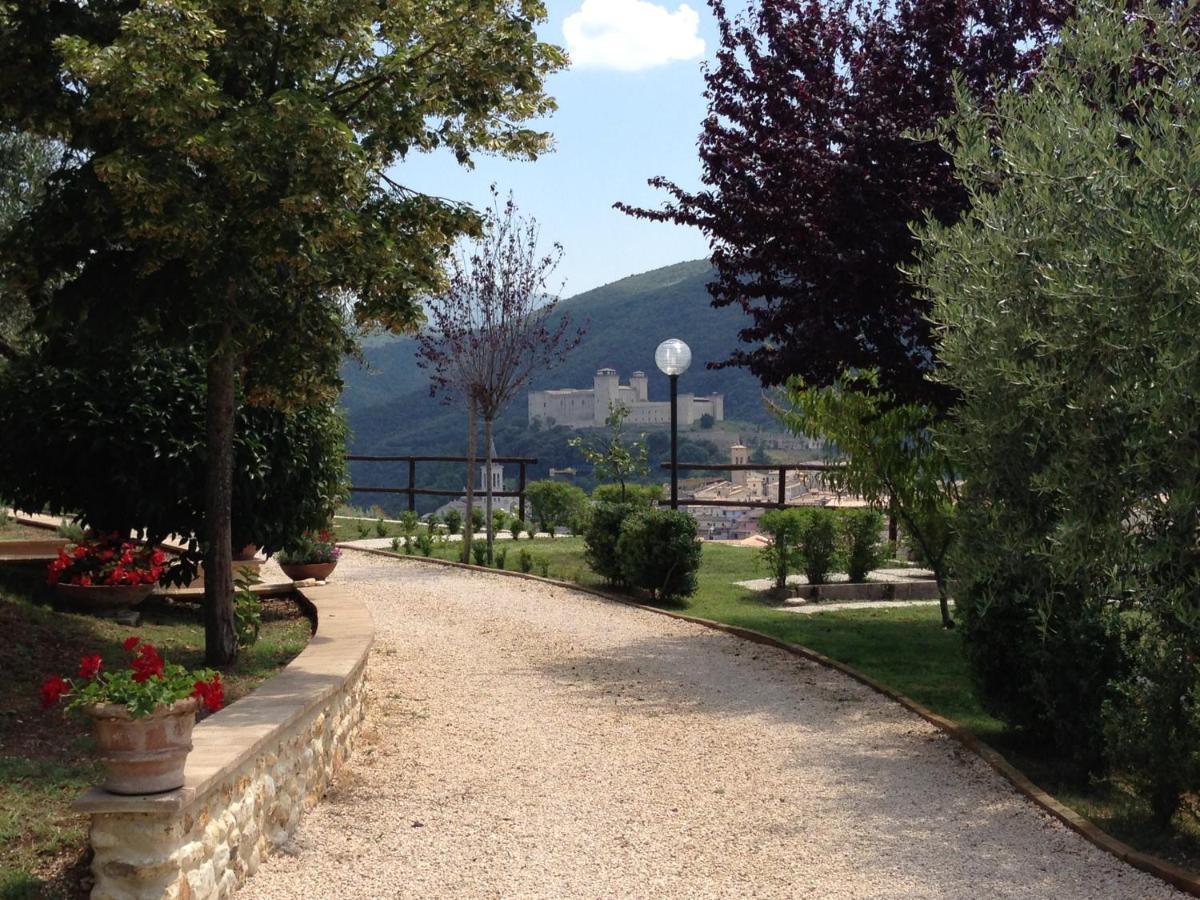 Agriturismo Collerisana สโปเลโต ภายนอก รูปภาพ